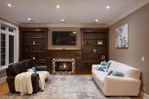 Photo 6 at 3 Westrose Avenue, Kingsway South, Toronto