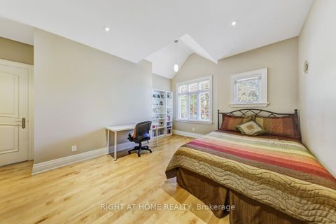 Photo 13 at 3 Westrose Avenue, Kingsway South, Toronto