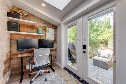 Photo 14 at 138 Woodmount Avenue, East York, Toronto