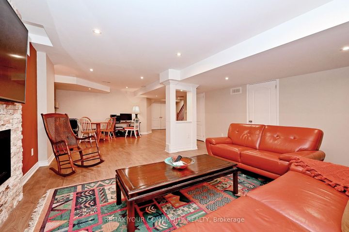 Photo 39 at 55 Carriage House Court, Jefferson, Richmond Hill