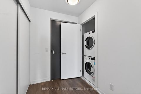 Photo 4 at 1809 - 32 Forest Manor Road, Henry Farm, Toronto