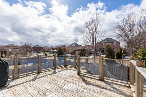 Photo 13 at 36 Ivygreen Road, Keswick North, Georgina