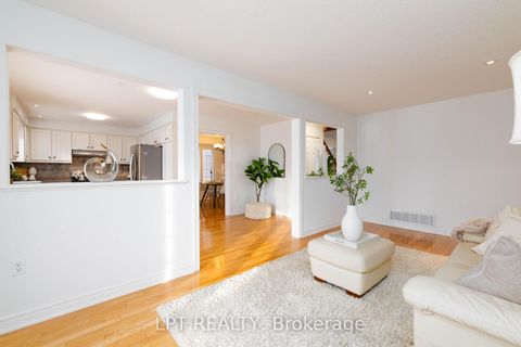 Photo 16 at 36 Ivygreen Road, Keswick North, Georgina