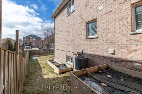 Photo 37 at 36 Ivygreen Road, Keswick North, Georgina