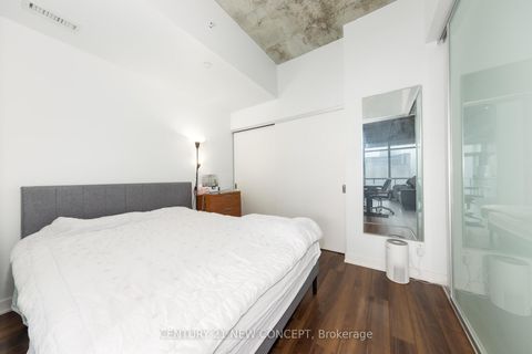 Photo 10 at 1909 - 210 Simcoe Street, Chinatown, Toronto
