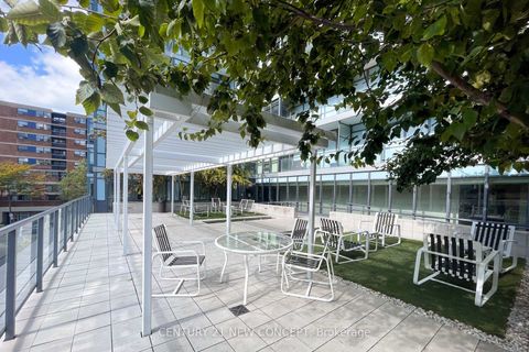 Photo 24 at 1909 - 210 Simcoe Street, Chinatown, Toronto