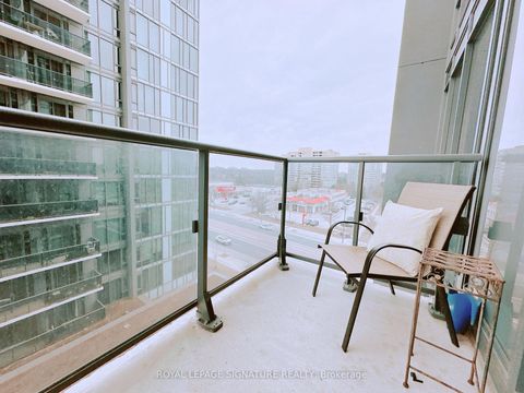 Photo 15 at 710 - 9600 Yonge Street, North Richvale, Richmond Hill