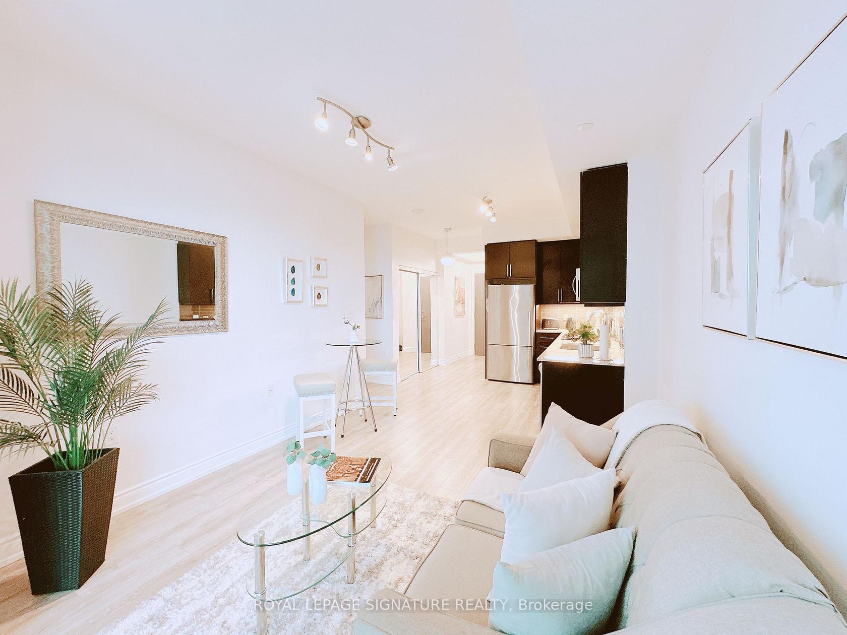 710 - 9600 Yonge Street, North Richvale, Richmond Hill 