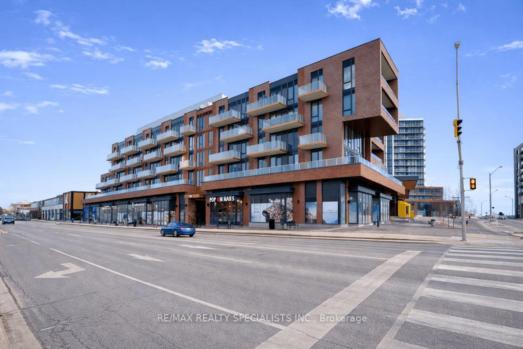 207 - 215 Lakeshore Road W, Port Credit, Mississauga 