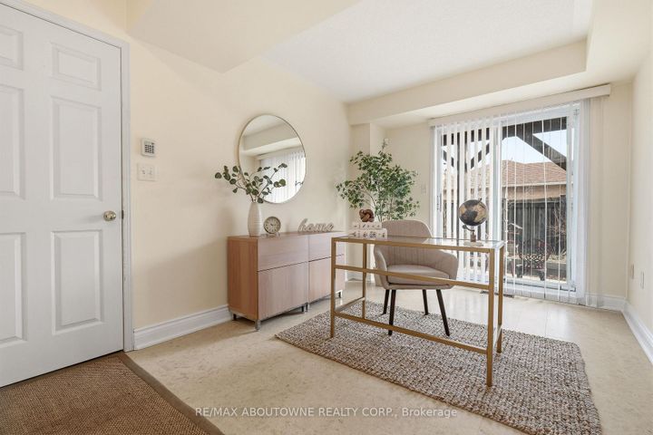 Photo 26 at 408 Fairgate Way, WC Wedgewood Creek, Oakville