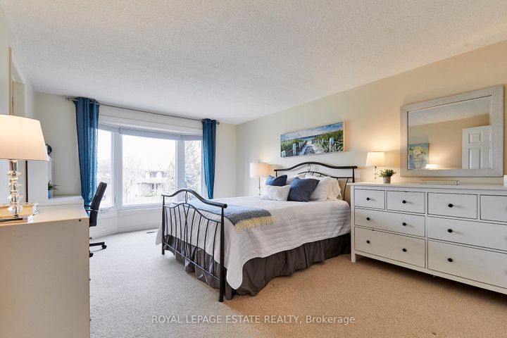 Photo 12 at 1078 Roundelay Court, McLaughlin, Oshawa