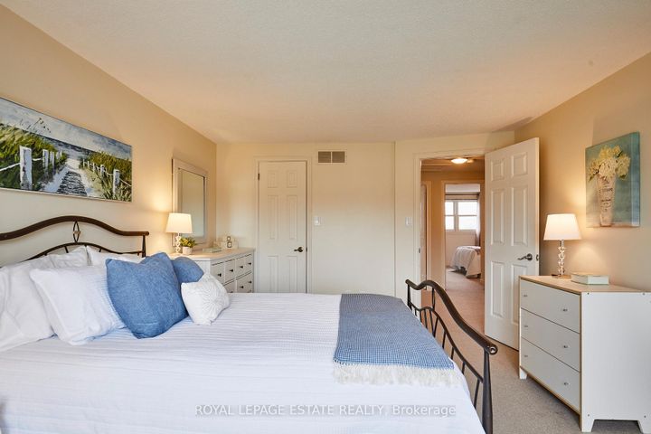 Photo 13 at 1078 Roundelay Court, McLaughlin, Oshawa