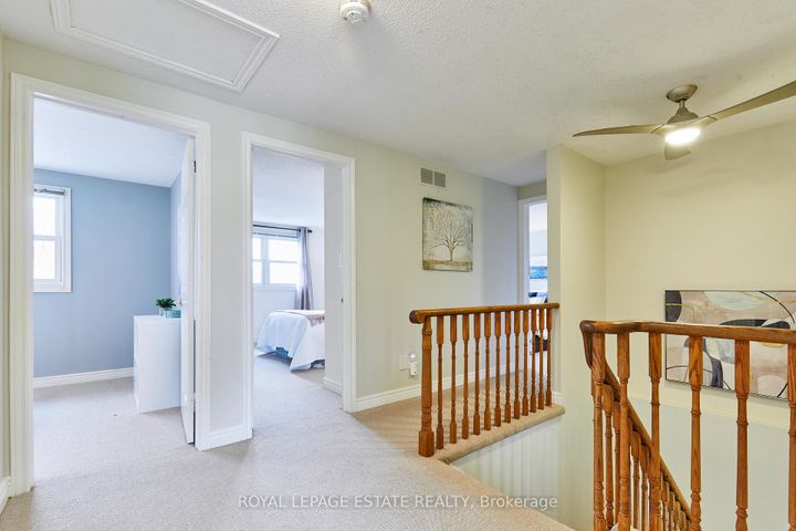 Photo 23 at 1078 Roundelay Court, McLaughlin, Oshawa