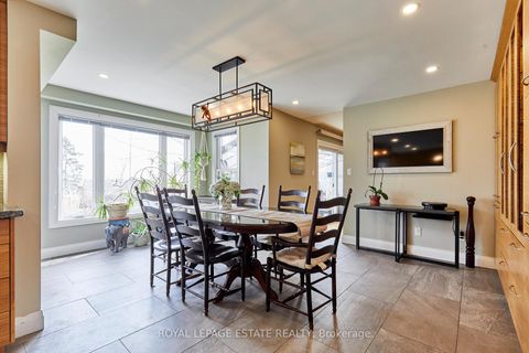 Photo 5 at 1078 Roundelay Court, McLaughlin, Oshawa