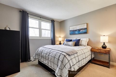 Photo 18 at 1078 Roundelay Court, McLaughlin, Oshawa