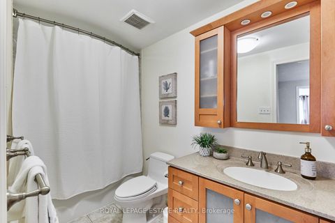 Photo 22 at 1078 Roundelay Court, McLaughlin, Oshawa