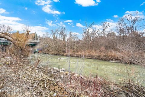 Photo 45 at 6 Bonnyview Drive, Queensway, Toronto