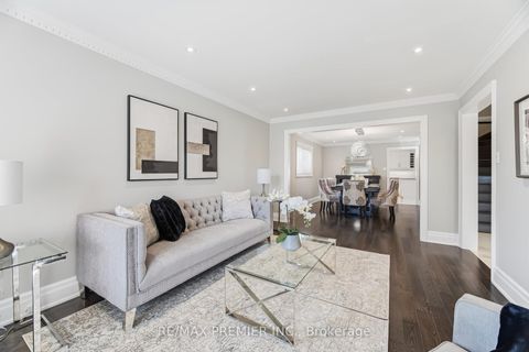 Photo 7 at 26 Mapes Avenue, West Woodbridge, Vaughan