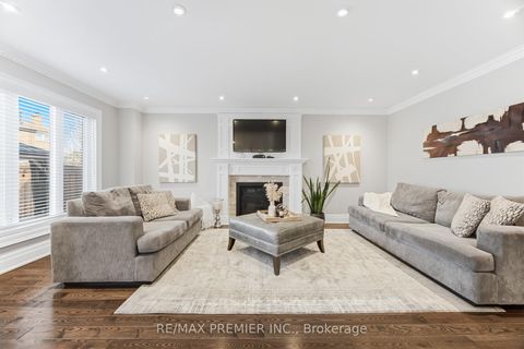 Photo 19 at 26 Mapes Avenue, West Woodbridge, Vaughan