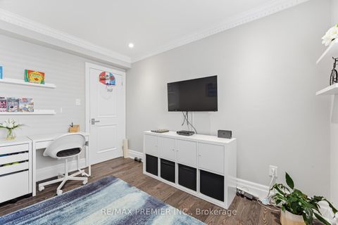 Photo 23 at 26 Mapes Avenue, West Woodbridge, Vaughan