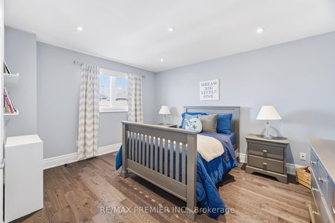 Photo 34 at 26 Mapes Avenue, West Woodbridge, Vaughan