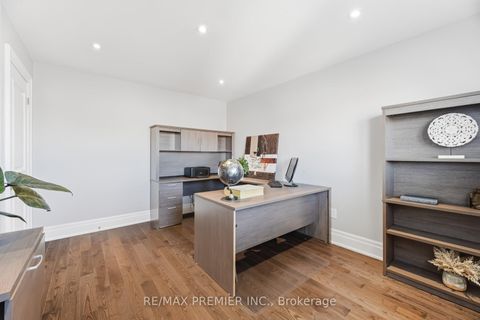 Photo 35 at 26 Mapes Avenue, West Woodbridge, Vaughan