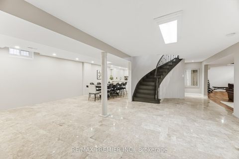 Photo 38 at 26 Mapes Avenue, West Woodbridge, Vaughan