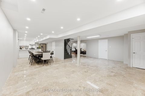 Photo 40 at 26 Mapes Avenue, West Woodbridge, Vaughan