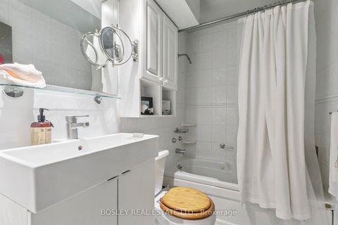 Photo 24 at 1001 - 575 Avenue Road S, St. Clair, Toronto