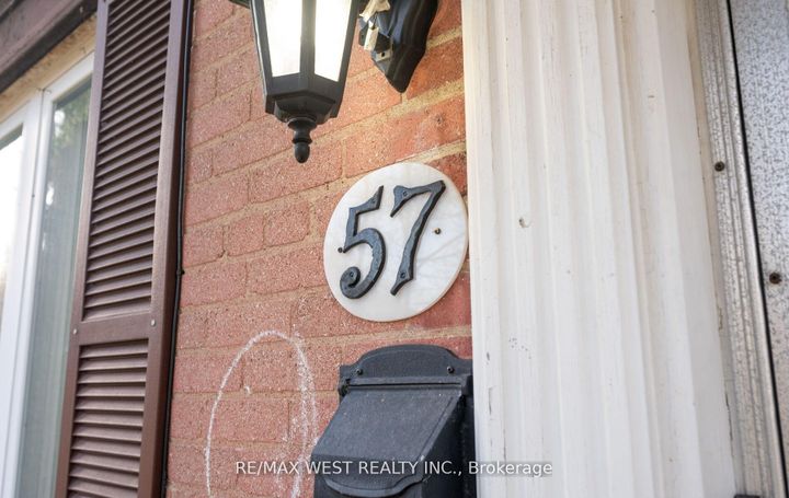 Photo 10 at 57 Westglen Crescent, City Centre West, Toronto