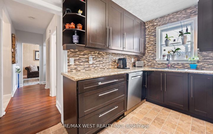 Photo 20 at 57 Westglen Crescent, City Centre West, Toronto