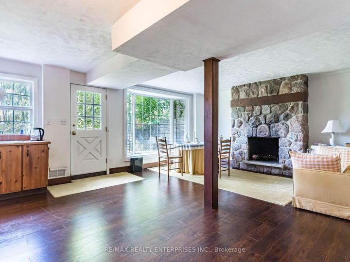 Photo 25 at 285 Pinetree Way, Mineola, Mississauga