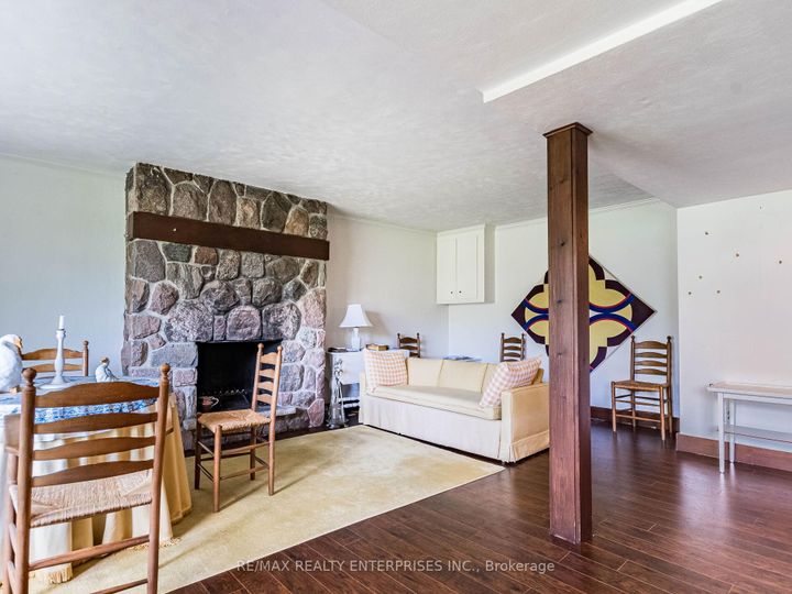 Photo 26 at 285 Pinetree Way, Mineola, Mississauga