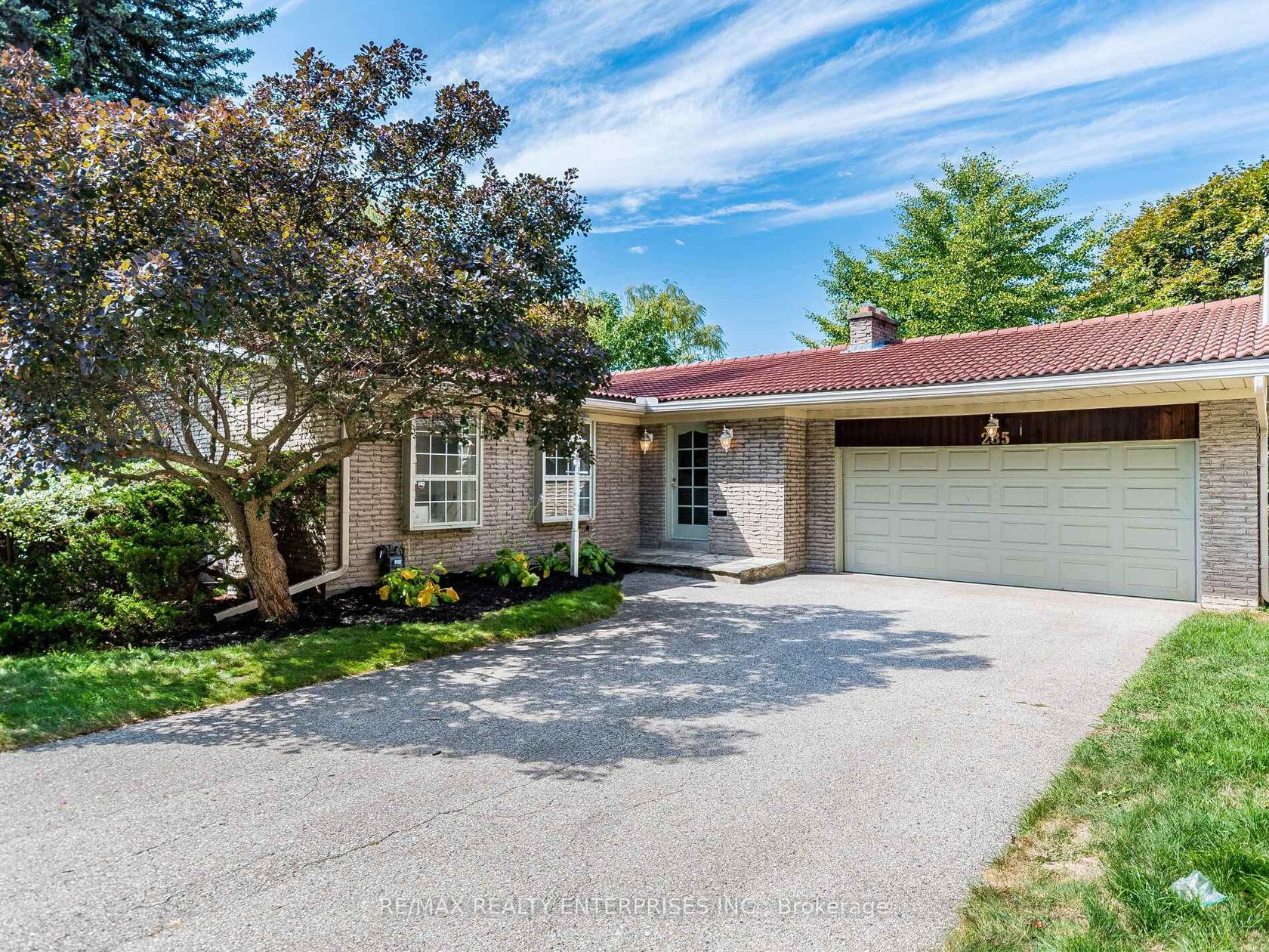 285 Pinetree Way, Mineola, Mississauga 