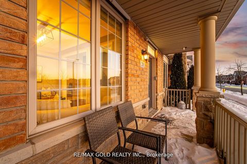 Photo 2 at 201 Barons Street, Kleinburg, Vaughan