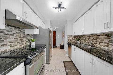 Photo 12 at 220 - 51 Baffin Court, Langstaff, Richmond Hill