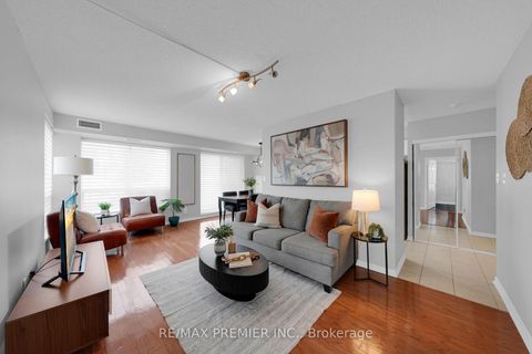 Photo 22 at 220 - 51 Baffin Court, Langstaff, Richmond Hill