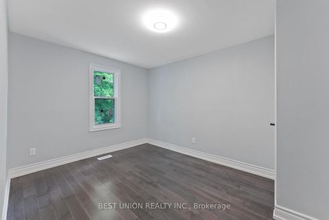 Photo 17 at 15 Burlington Street, Mimico, Toronto