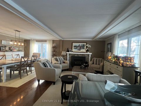 Photo 2 at 29 Corner Brook Trail, Rural Innisfil, Innisfil