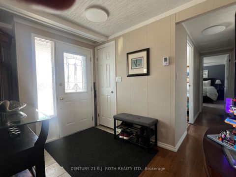 Photo 11 at 29 Corner Brook Trail, Rural Innisfil, Innisfil