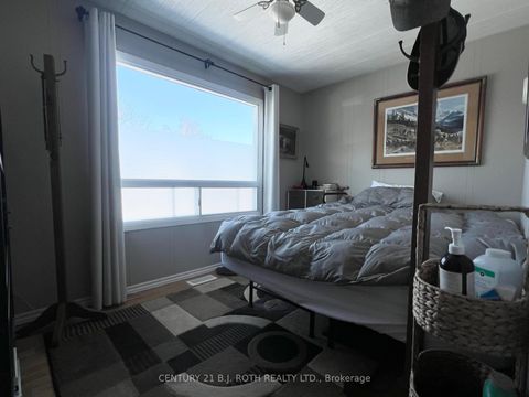 Photo 15 at 29 Corner Brook Trail, Rural Innisfil, Innisfil