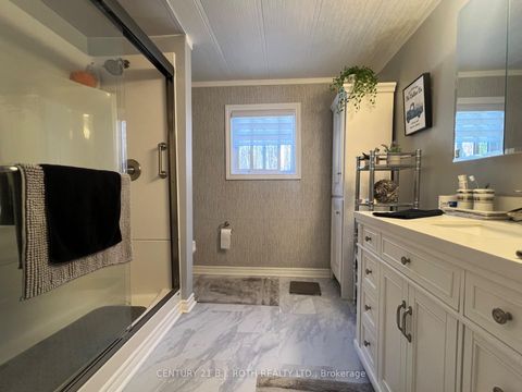 Photo 17 at 29 Corner Brook Trail, Rural Innisfil, Innisfil