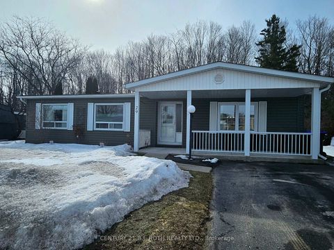 Photo 20 at 29 Corner Brook Trail, Rural Innisfil, Innisfil