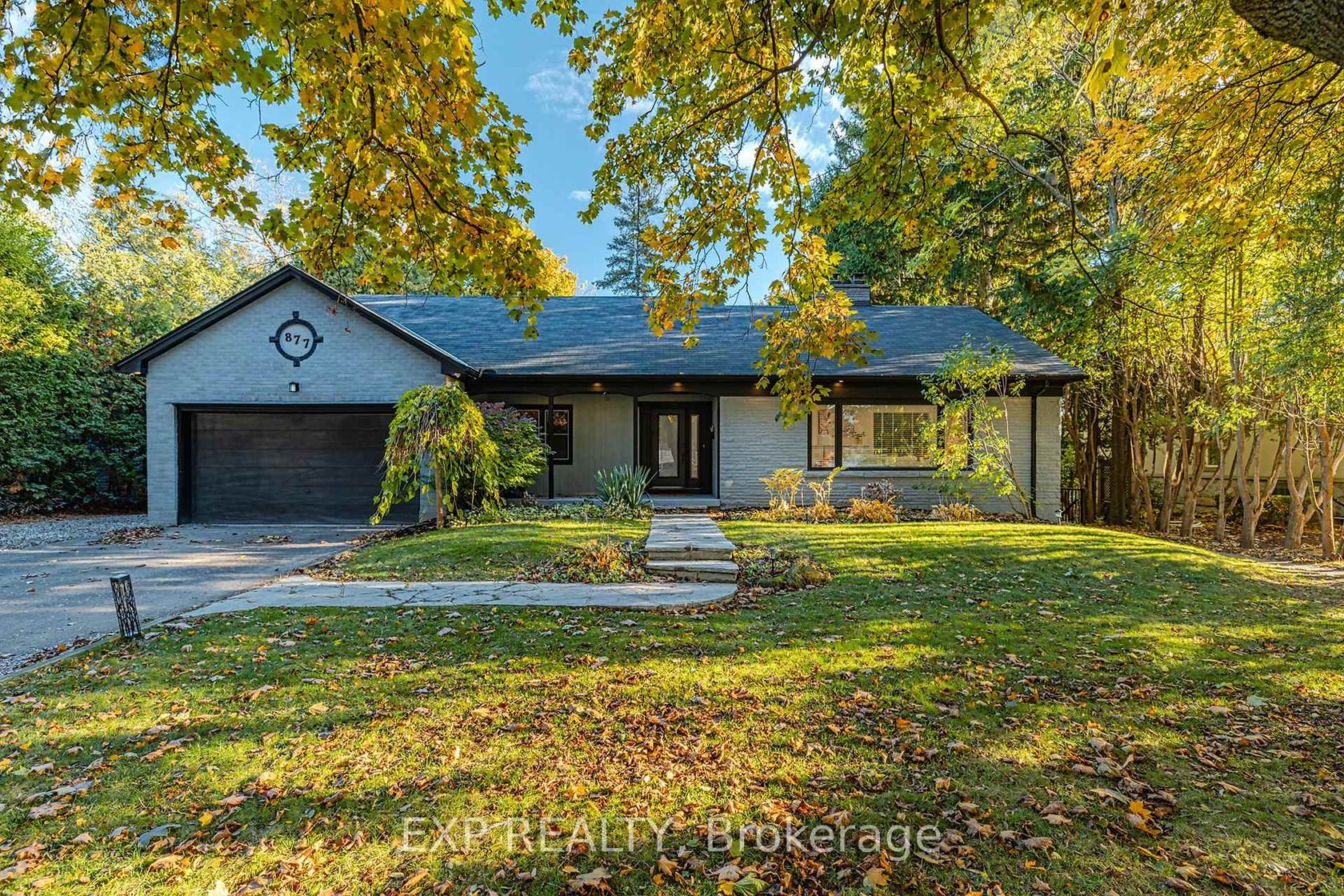 877 Kingsway Drive, LaSalle, Burlington 