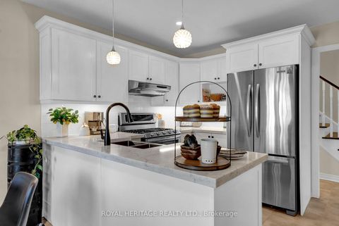 Photo 10 at 46 Lownie Court, Bowmanville, Clarington