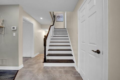 Photo 14 at 46 Lownie Court, Bowmanville, Clarington
