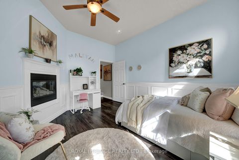 Photo 17 at 46 Lownie Court, Bowmanville, Clarington