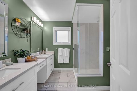 Photo 24 at 46 Lownie Court, Bowmanville, Clarington