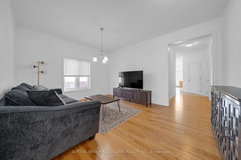 Photo 2 at 130 Lyle Drive, Bowmanville, Clarington