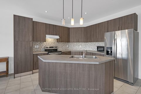 Photo 9 at 130 Lyle Drive, Bowmanville, Clarington